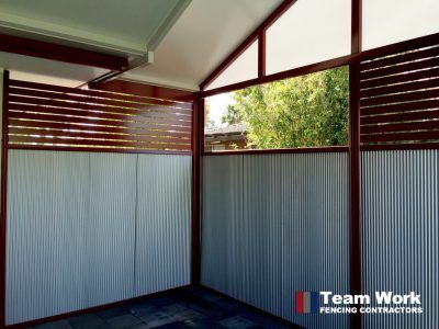 Feature-Fencing-Mini-Flute-Fencing-with-Aluminium-Slats-Porch-1024x768