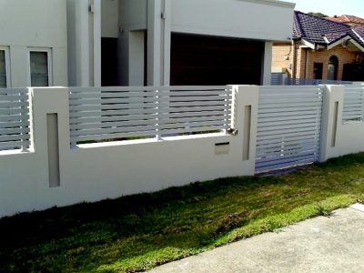Gray Aluminium Horizontal Slatted Fencing and Gate Perth