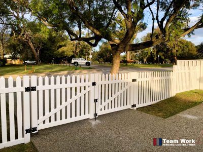 New-England-Flat-PVC-Fencing